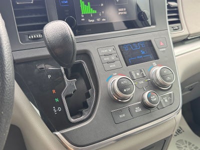 2017 Toyota Sienna L 7 Passenger