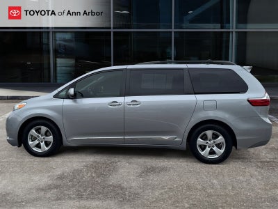 2017 Toyota Sienna L 7 Passenger