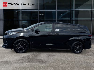 2025 Toyota Sienna XSE 7 Passenger