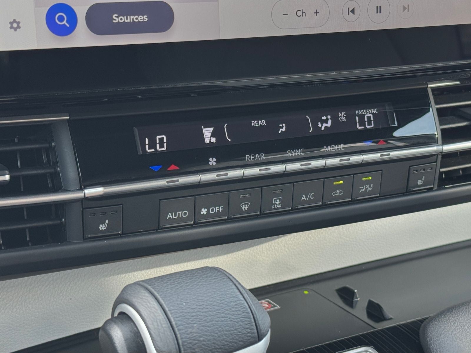 2025 Toyota Sienna XSE 7 Passenger