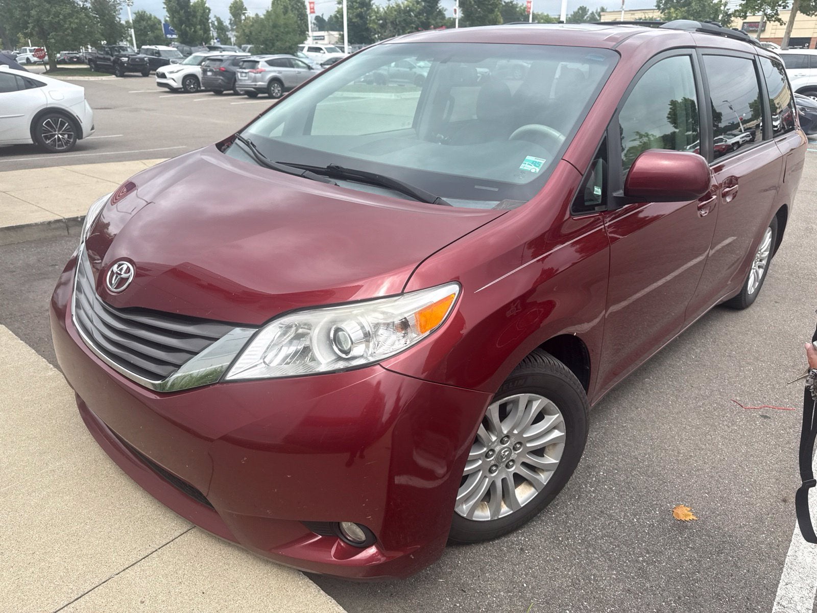 2012 Toyota Sienna XLE 8 Passenger