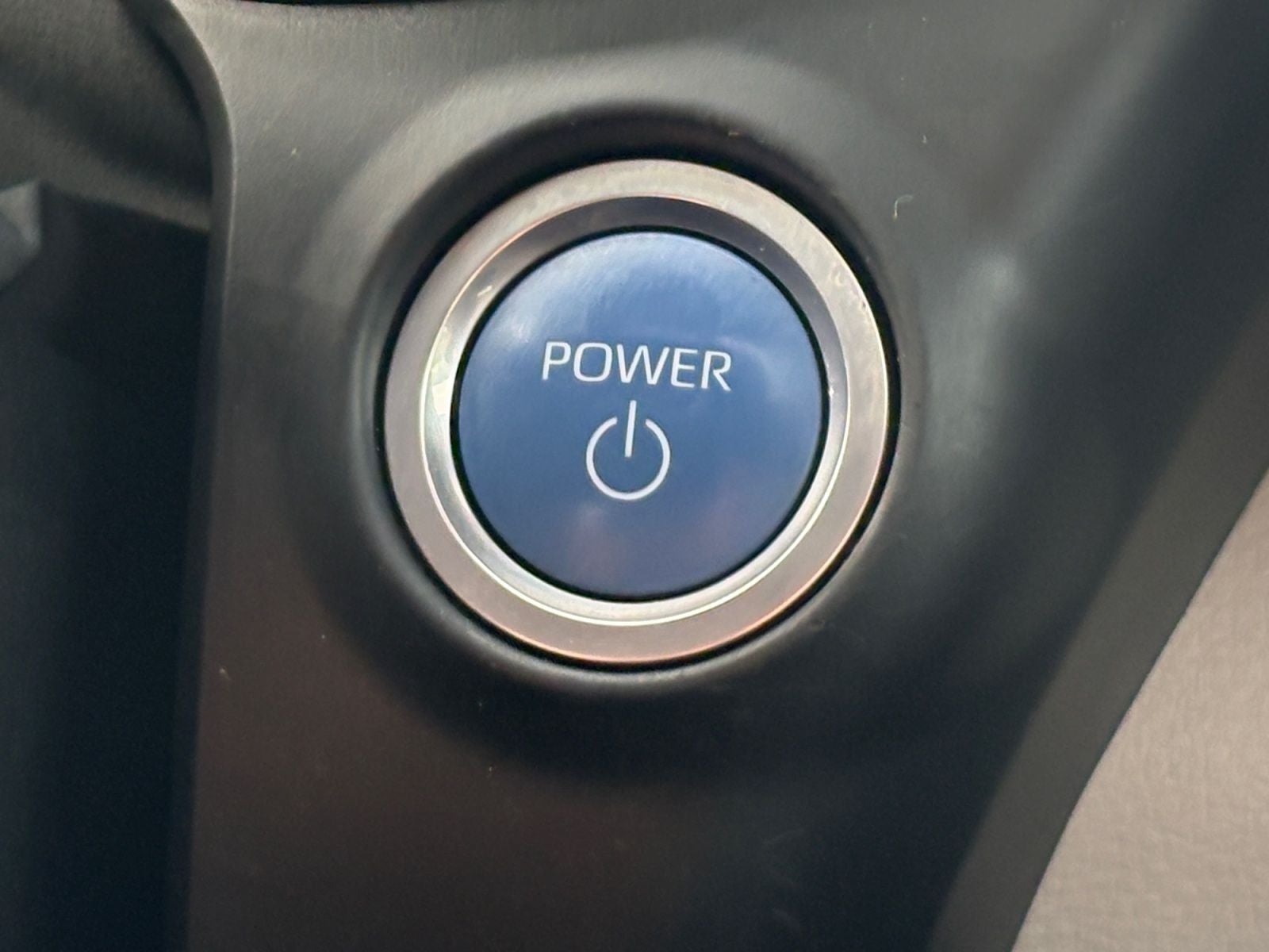2023 Toyota Sienna XLE 8 Passenger