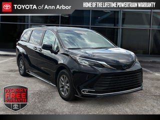 2023 Toyota Sienna XLE 8 Passenger