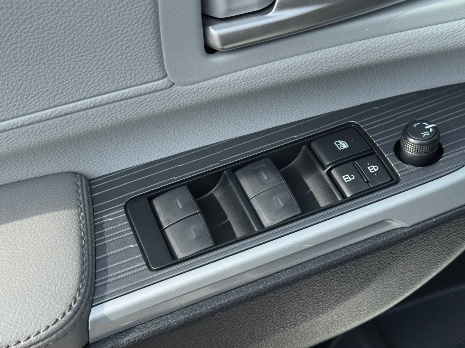 2025 Toyota Sienna XLE 7 Passenger