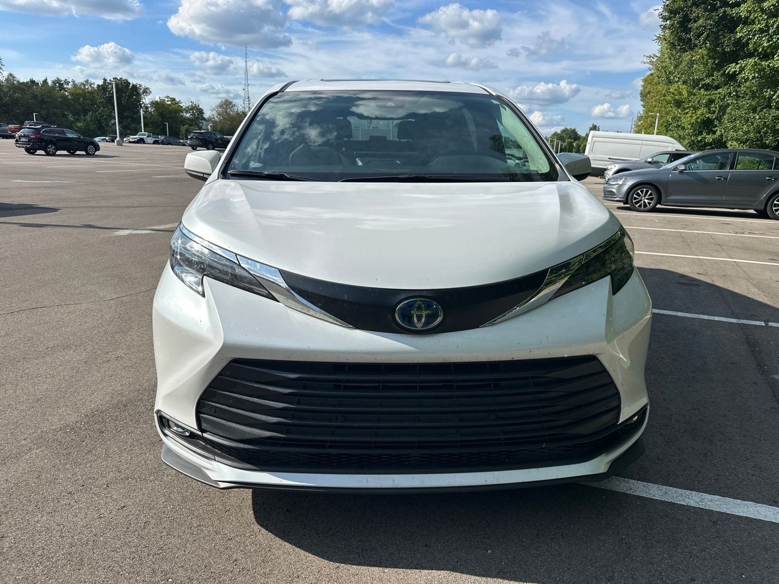 2025 Toyota Sienna XLE 7 Passenger