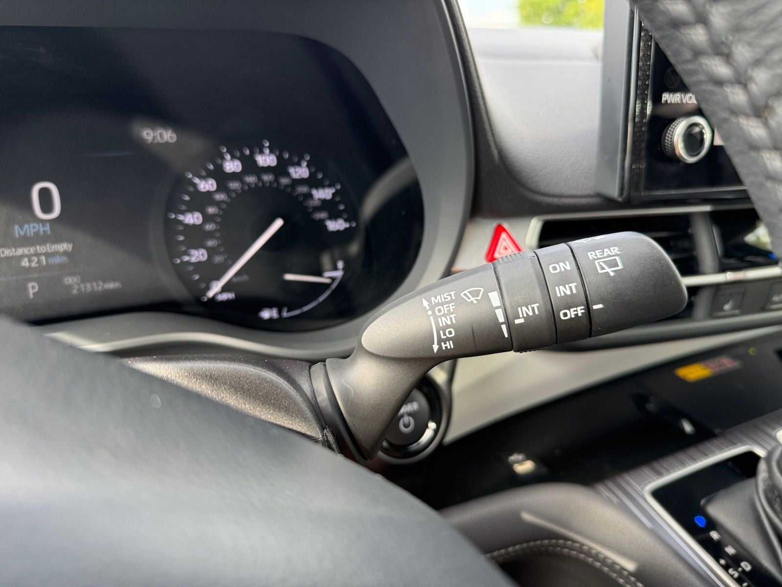 2025 Toyota Sienna XLE 7 Passenger