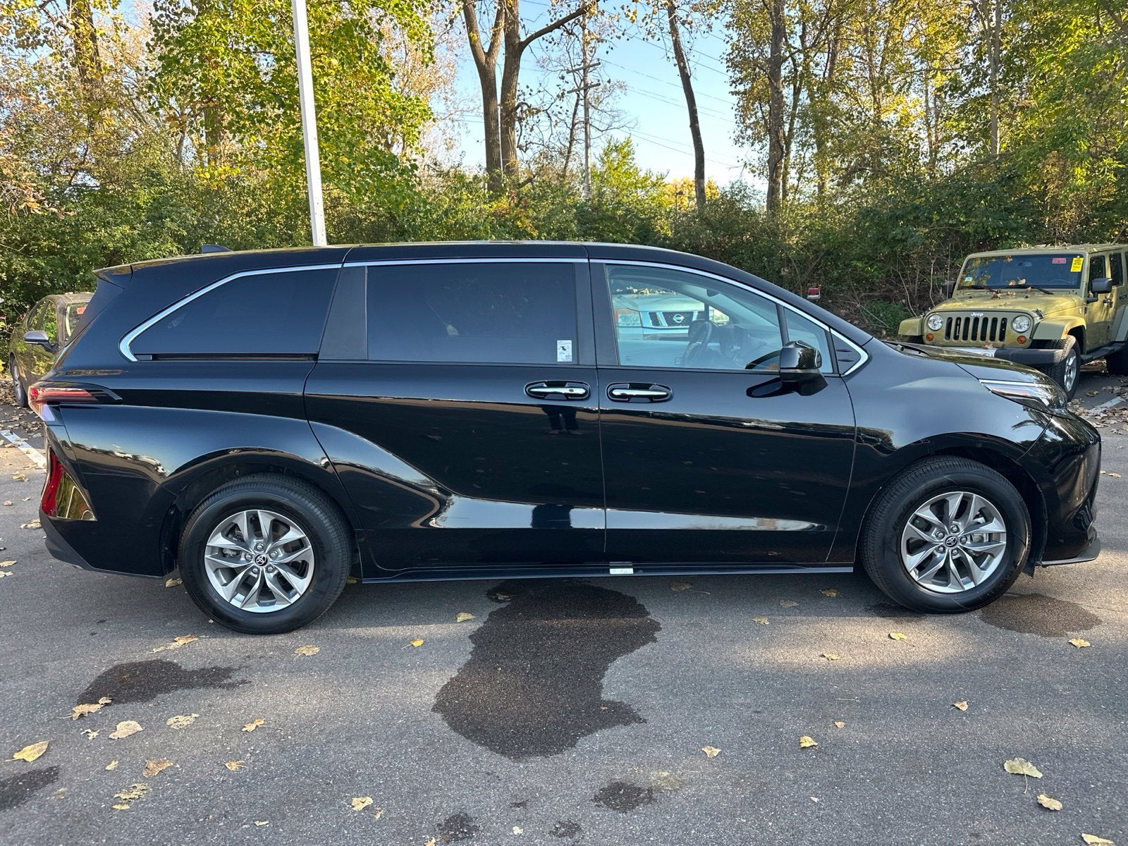 2025 Toyota Sienna XLE 7 Passenger