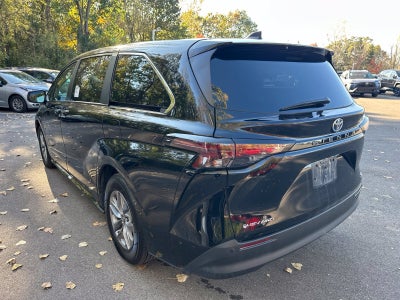 2025 Toyota Sienna XLE 7 Passenger