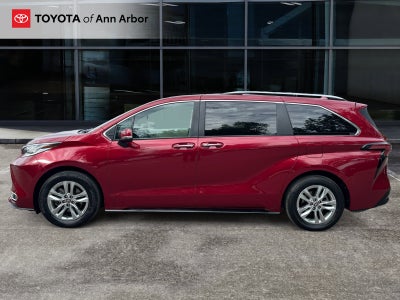 2024 Toyota Sienna Limited 7 Passenger