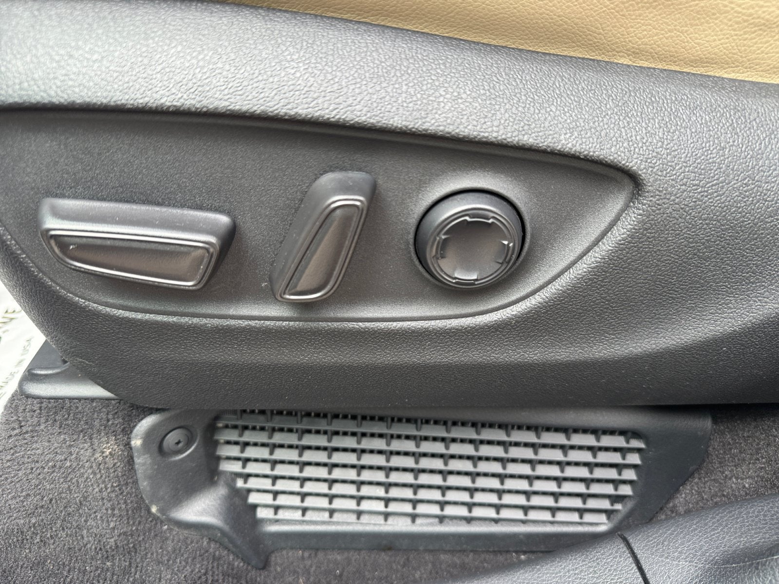 2024 Toyota Sienna Limited 7 Passenger