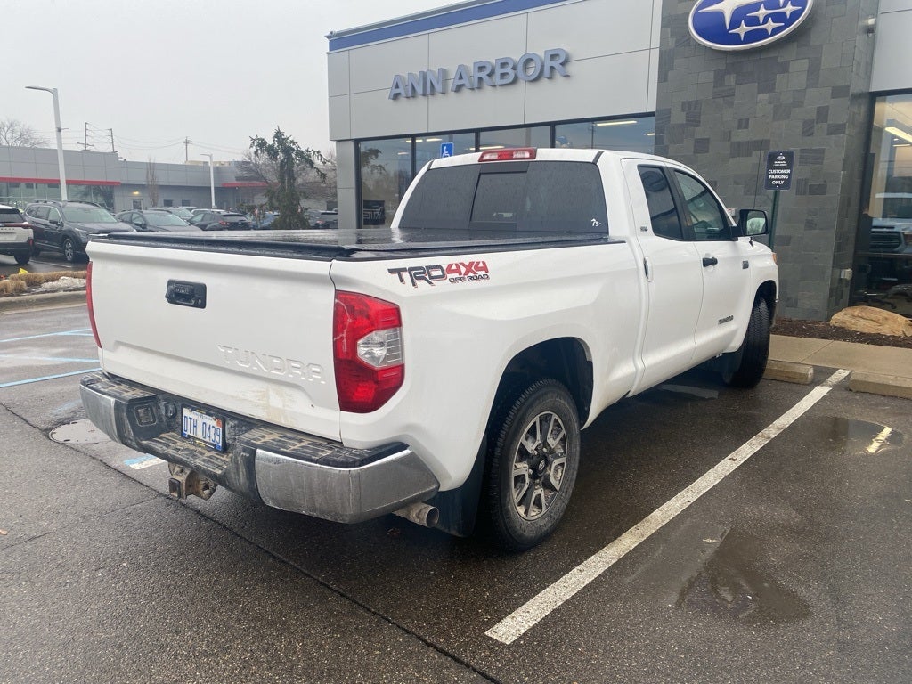 2017 Toyota Tundra SR5