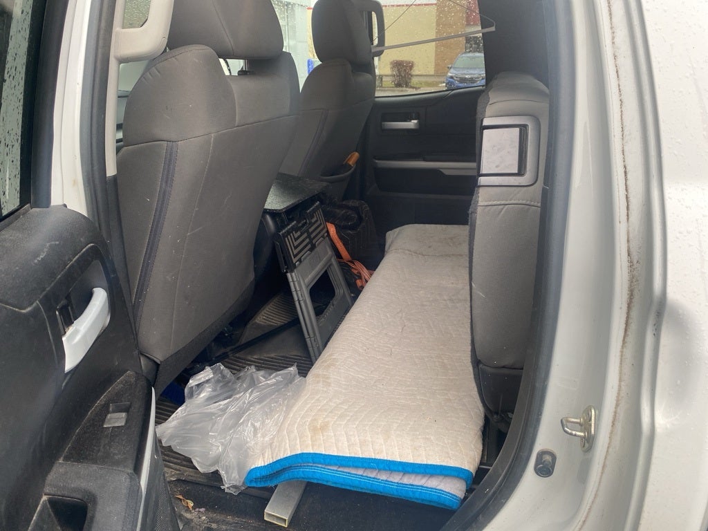 2017 Toyota Tundra SR5