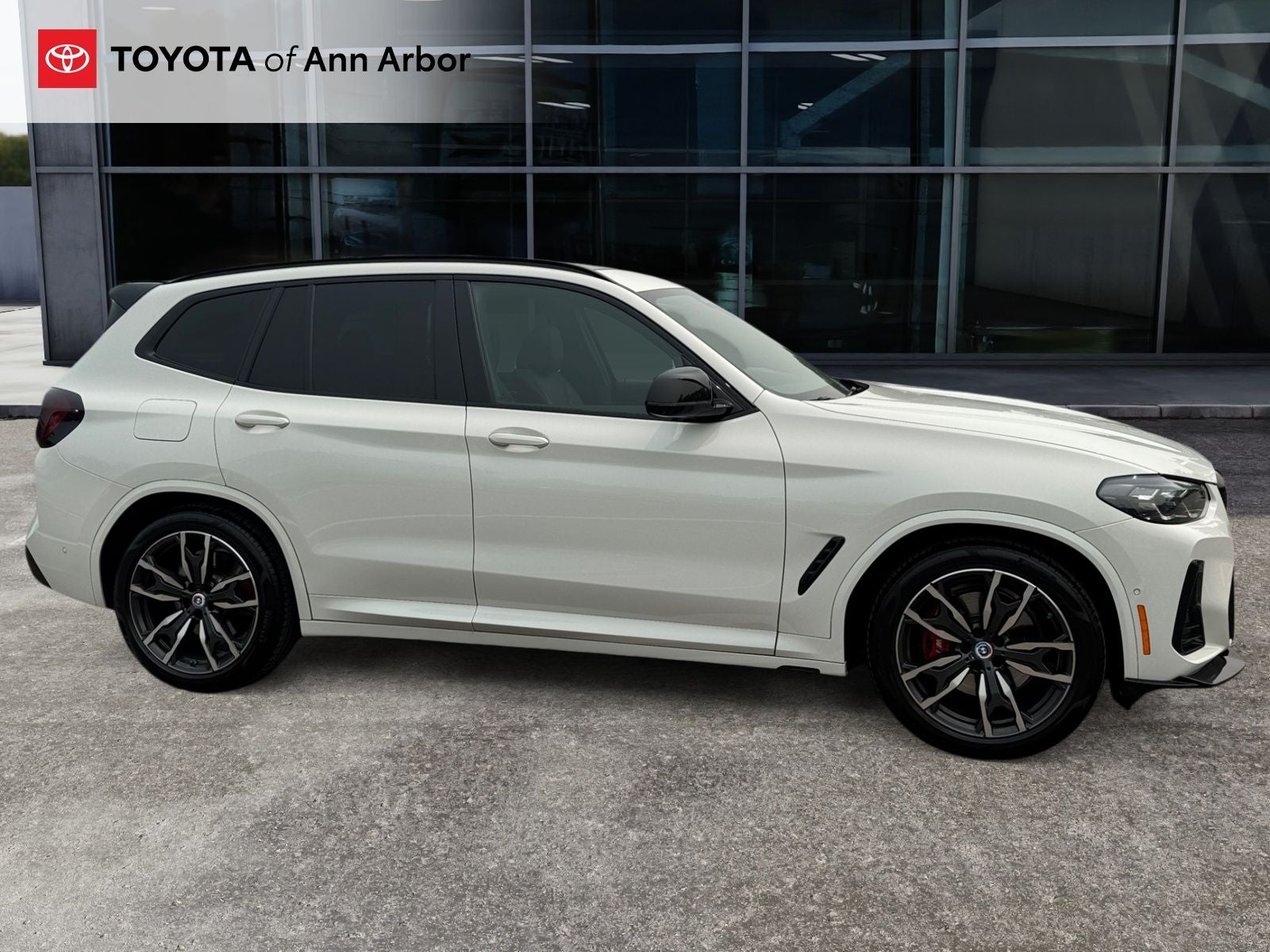 2023 BMW X3 M40i