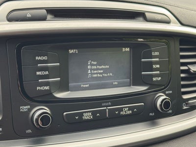 2016 Kia Sorento LX
