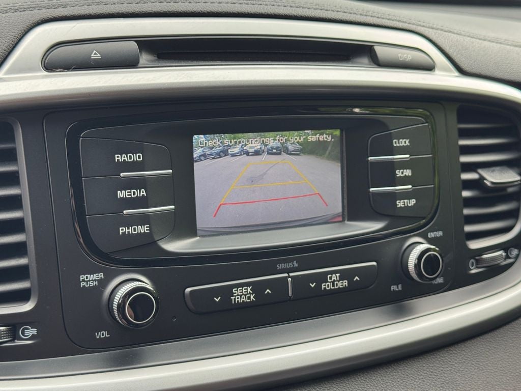 2016 Kia Sorento LX