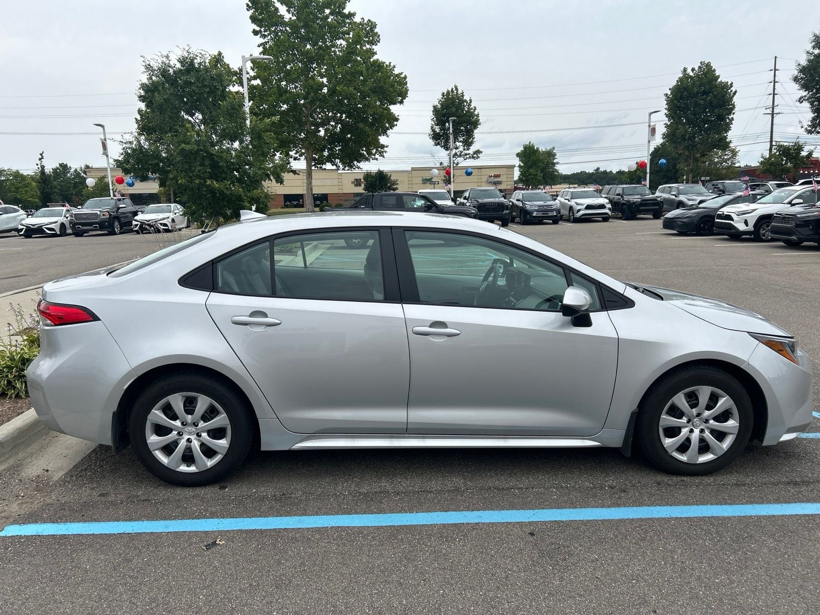 2025 Toyota Corolla LE