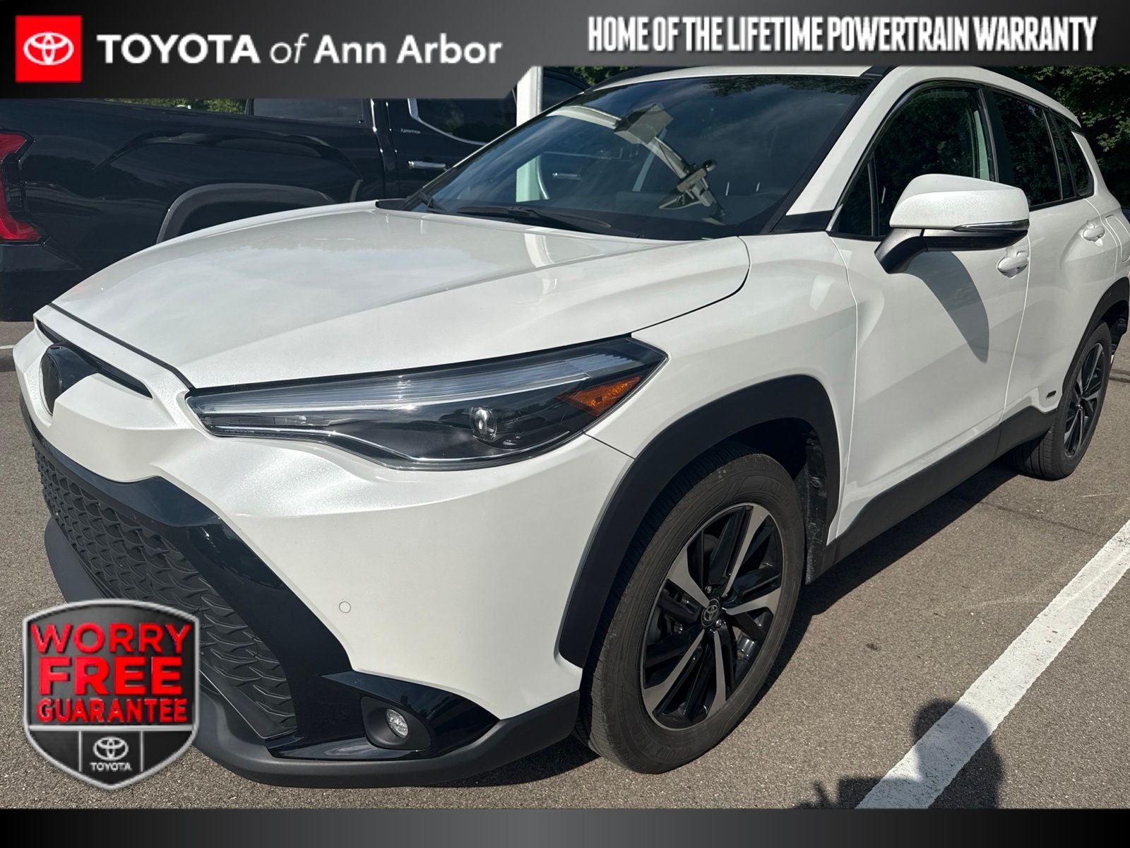 2023 Toyota Corolla Cross Hybrid XSE