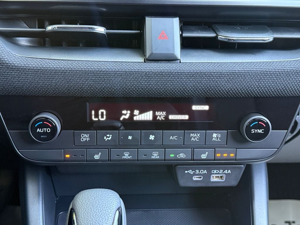 2026 Subaru Outback Premium **LIFETIME POWERTRAIN**
