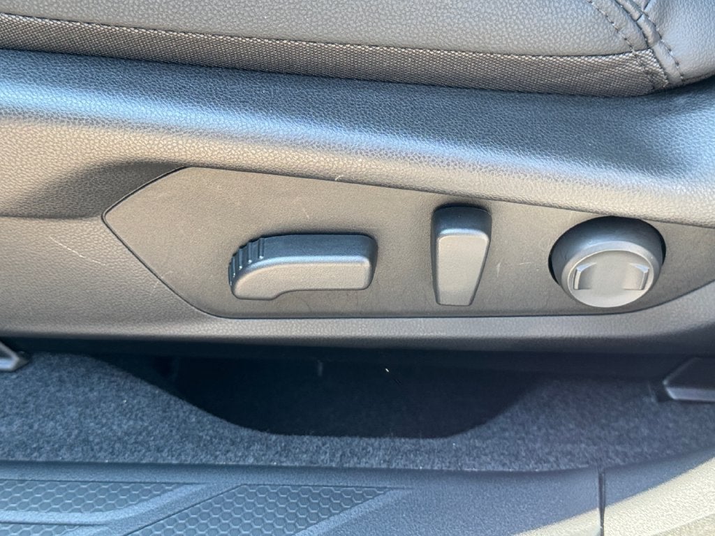 2026 Subaru Outback Premium **LIFETIME POWERTRAIN**