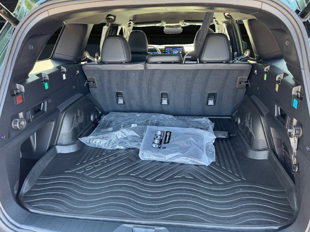 2026 Subaru Outback Premium **LIFETIME POWERTRAIN**