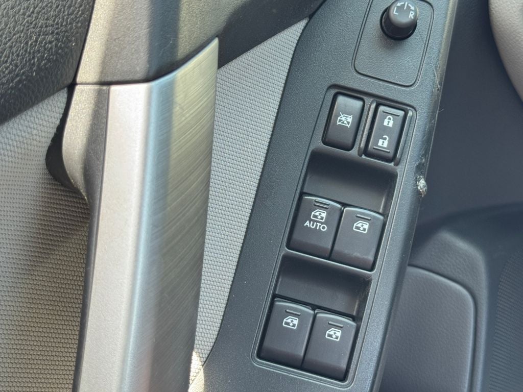 2015 Subaru Forester 2.5i