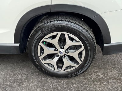 2024 Subaru Forester Premium **LIFETIME POWERTRAIN**
