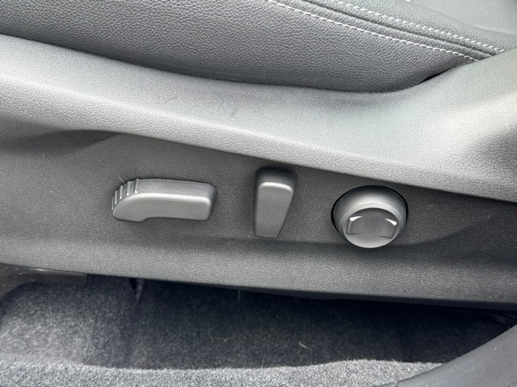 2024 Subaru Forester Premium **LIFETIME POWERTRAIN**