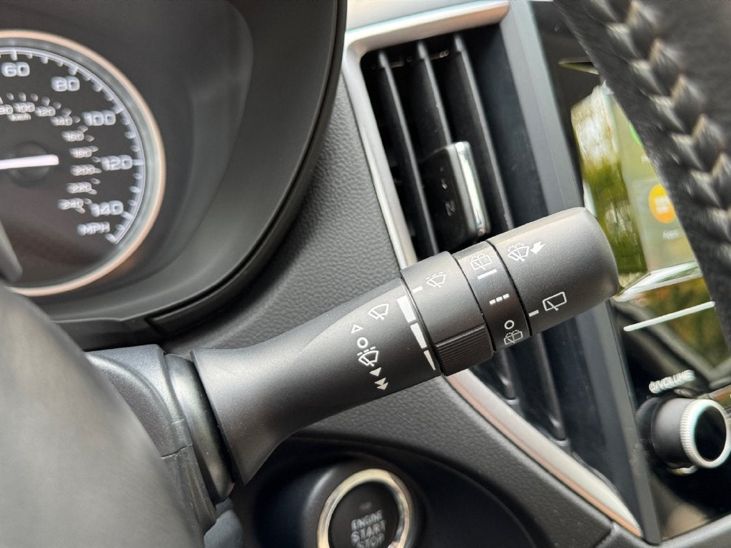 2024 Subaru Forester Premium **LIFETIME POWERTRAIN**