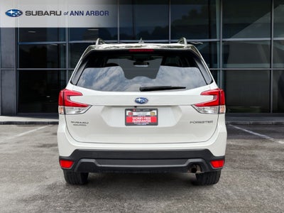 2024 Subaru Forester Premium **LIFETIME POWERTRAIN**