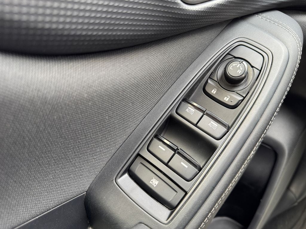 2023 Subaru Forester Premium *LIFETIME POWERTRAIN*