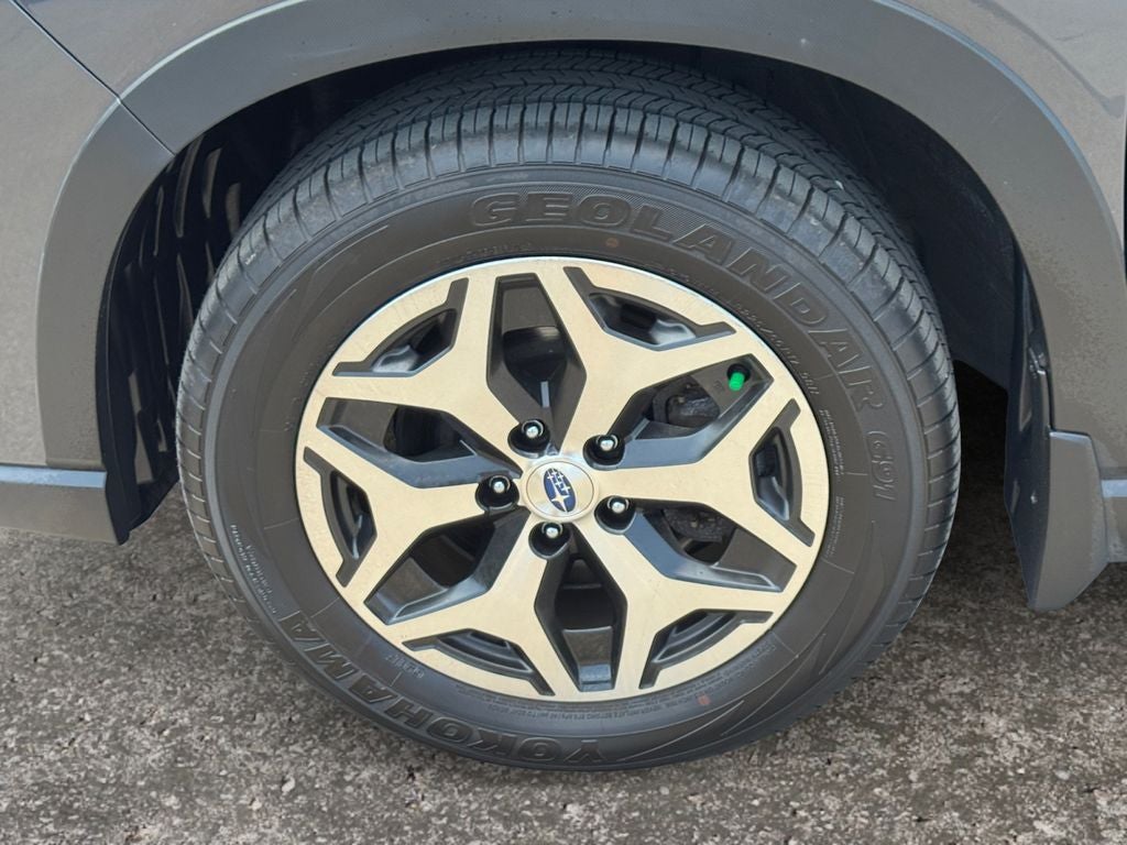 2024 Subaru Forester Premium **LIFETIME POWERTRAIN**