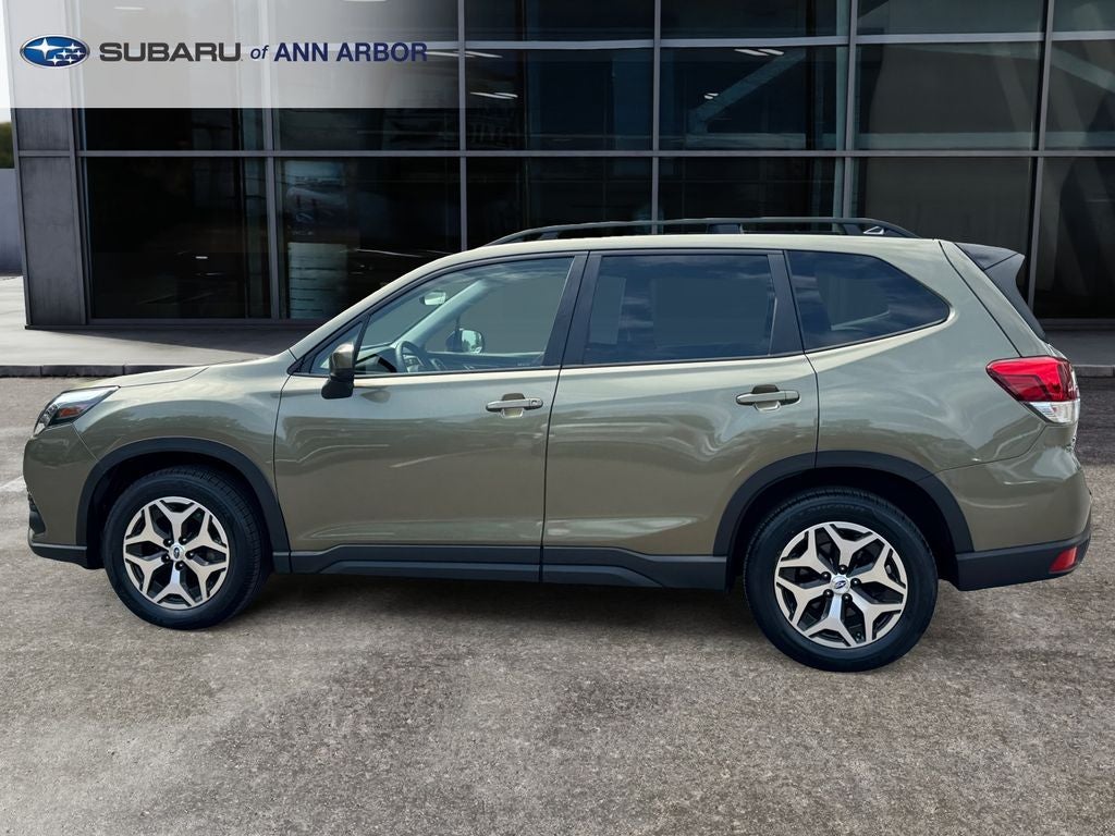 2024 Subaru Forester Premium **LIFETIME POWERTRAIN**