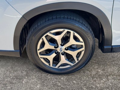 2024 Subaru Forester Premium **LIFETIME POWERTRAIN**