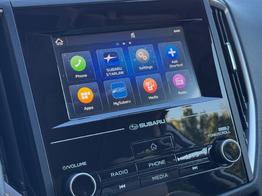 2024 Subaru Forester Premium **LIFETIME POWERTRAIN**