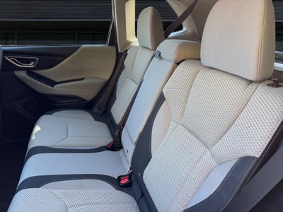 2024 Subaru Forester Premium **LIFETIME POWERTRAIN**
