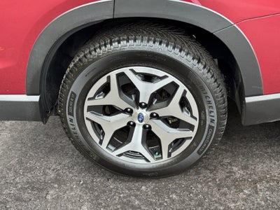 2024 Subaru Forester Premium **LIFETIME POWERTRAIN**