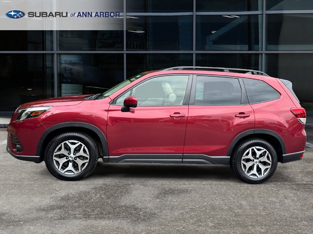 2024 Subaru Forester Premium **LIFETIME POWERTRAIN**