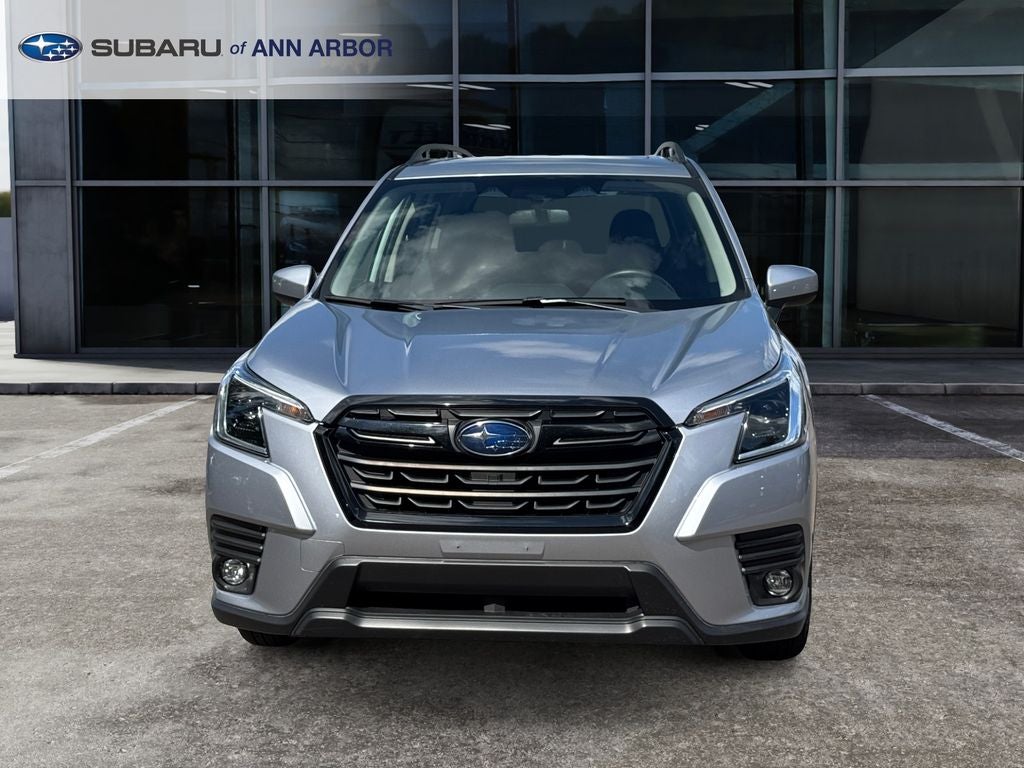 2024 Subaru Forester Premium **LIFETIME POWERTRAIN**