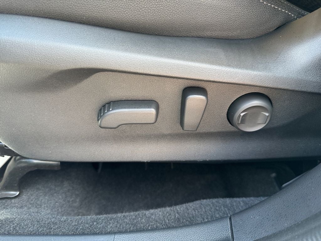 2024 Subaru Forester Premium **LIFETIME POWERTRAIN**