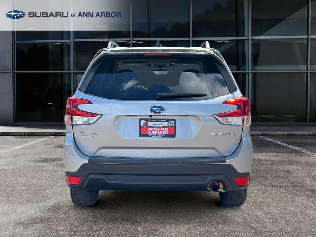 2024 Subaru Forester Premium **LIFETIME POWERTRAIN**