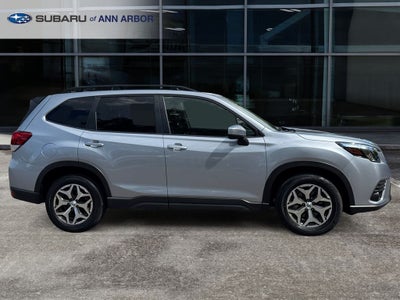 2024 Subaru Forester Premium **LIFETIME POWERTRAIN**