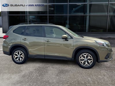 2024 Subaru Forester Premium *LIFETIME POWERTRAIN*