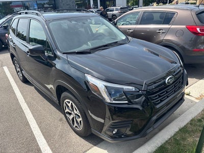 2024 Subaru Forester Premium