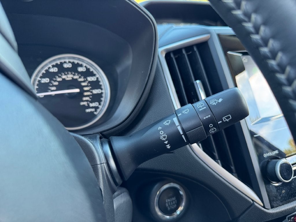 2024 Subaru Forester Premium **LIFETIME POWERTRAIN**
