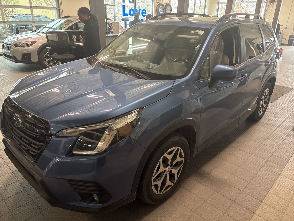 2023 Subaru Forester Premium *LIFETIME POWERTRAIN*