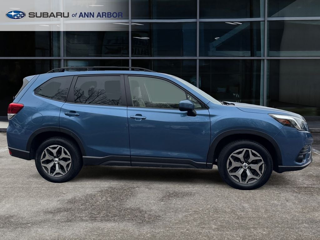 2023 Subaru Forester Premium *LIFETIME POWERTRAIN*