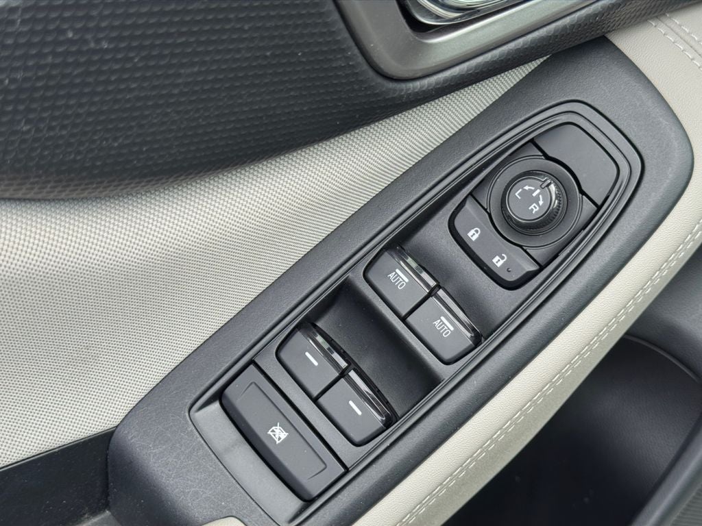 2023 Subaru Forester Premium *LIFETIME POWERTRAIN*