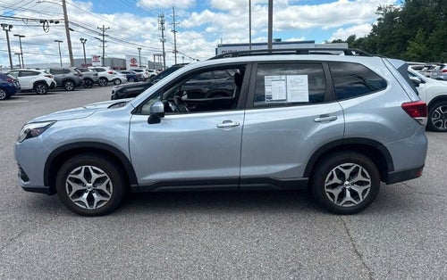 2023 Subaru Forester Premium