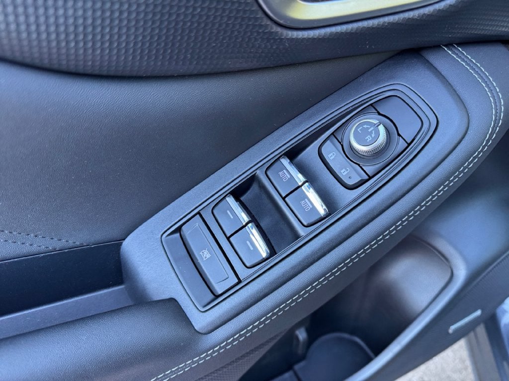 2024 Subaru Forester Touring **LIFETIME POWERTRAIN**