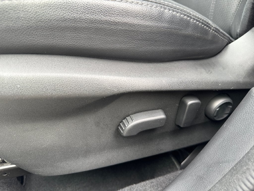 2023 Subaru Forester Touring **LIFETIME POWERTRAIN**